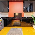 Great Camden Town Flat