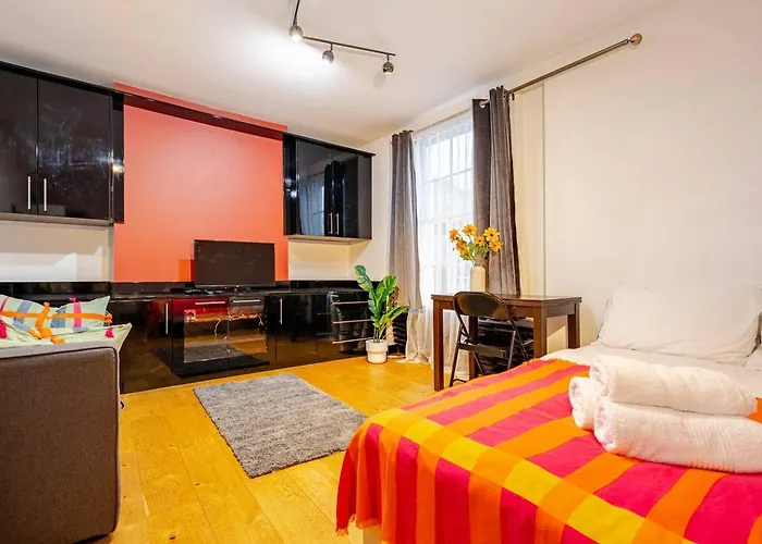 Great Camden Town Flat
