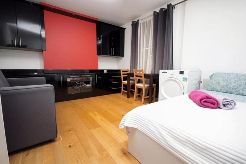Great Camden Town Flat